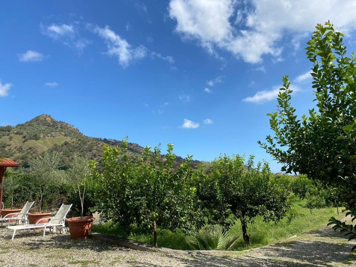 Casa Marietta Villa Forza dʼAgro Kültér fotó